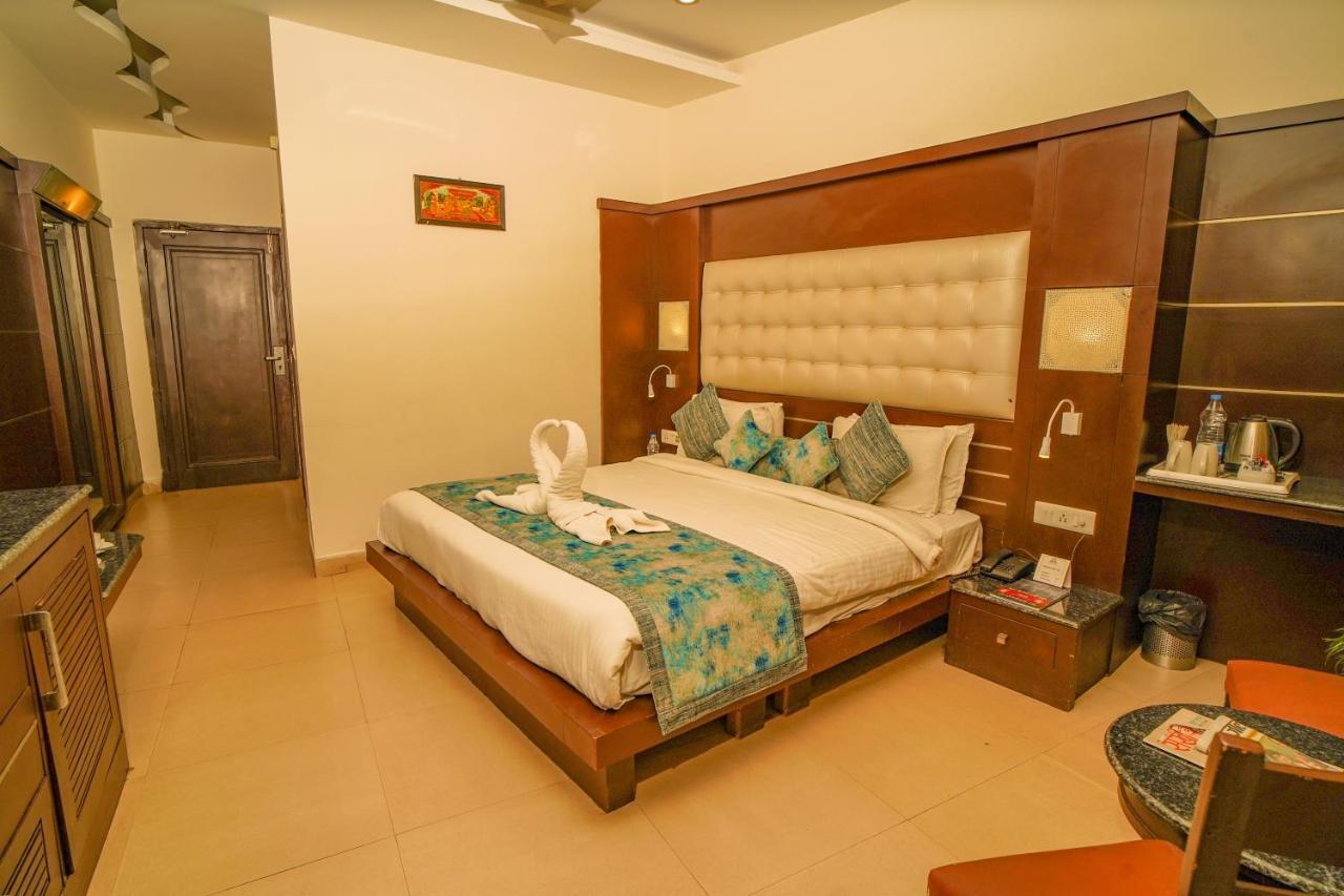 Excel Hotels And Resorts Bhīm Tāl Екстериор снимка